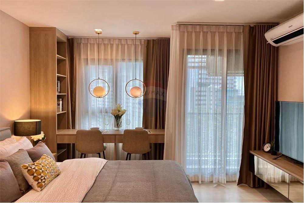 condo for sale Life One Wireless - condo for rent